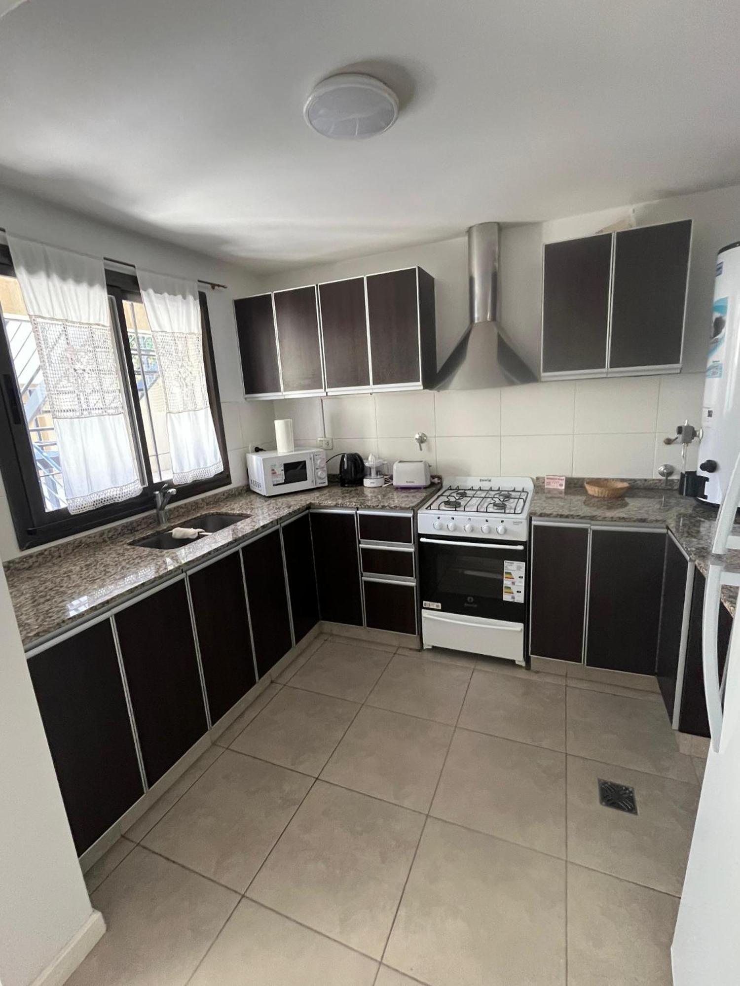 Luminoso Departamento En Zona Residencial Apartment Mendoza Exterior photo